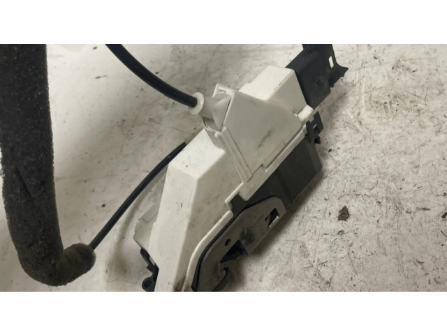 Задний замок