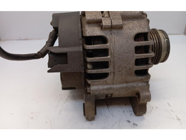 Генератор SG12B049   Volkswagen PASSAT      