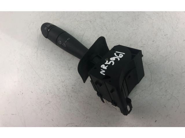 Подрулевой переключатель 8200792586 Dacia Sandero