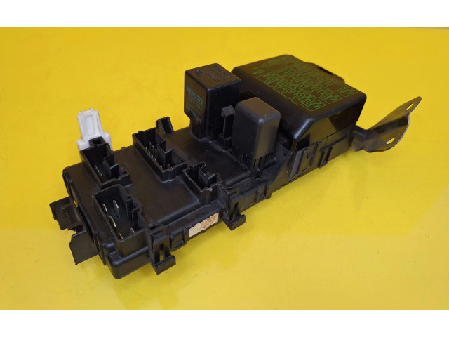 Блок предохранителей Mitsubishi Colt