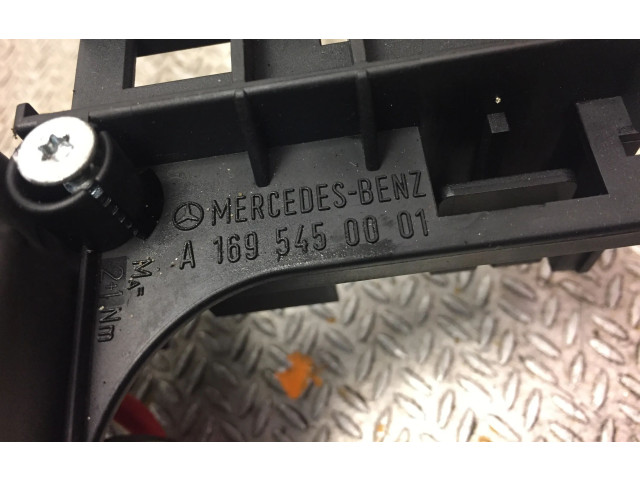 Блок предохранителей 1695450001, A1695450001 Mercedes-Benz A W169