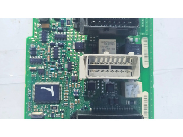 Блок комфорта P8200409680C, 281187388A   Renault Trafic II (X83)   