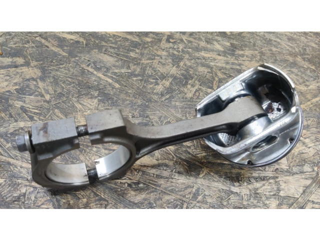 Píst 94L22 Cadillac SRX pro benzínový motor 3.6