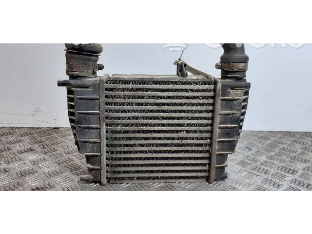 Интеркулер 8200471885, 9680545980 Renault Clio III