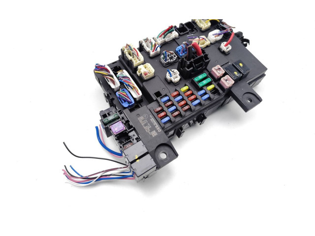 Блок предохранителей 8637B680 Mitsubishi Outlander