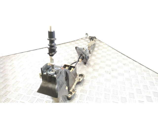 Механизм переключения передач (кулиса) (в салоне)