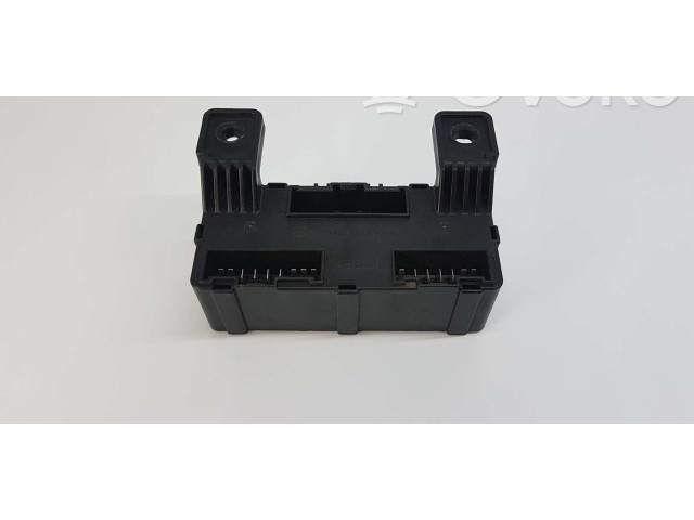 Блок управления 8215034010 SsangYong Korando