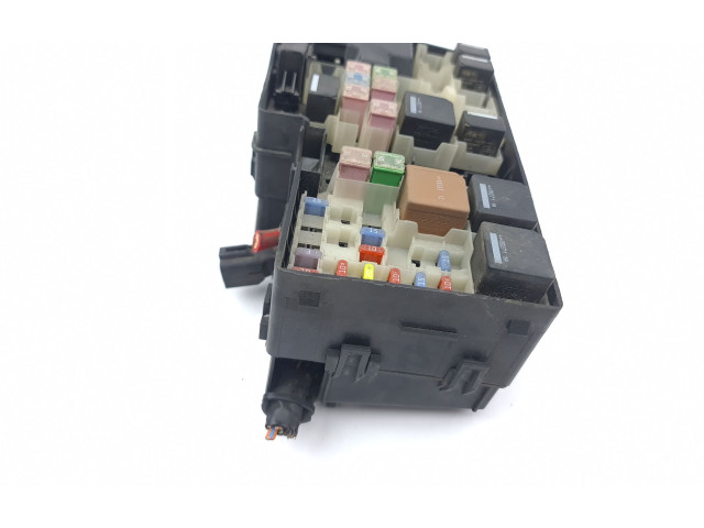 Блок предохранителей 3M5T14A142AB, 8688040   Volvo V50    