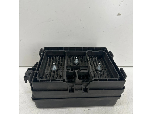 Блок предохранителей  150771861, 28912109   Chevrolet TrailBlazer    