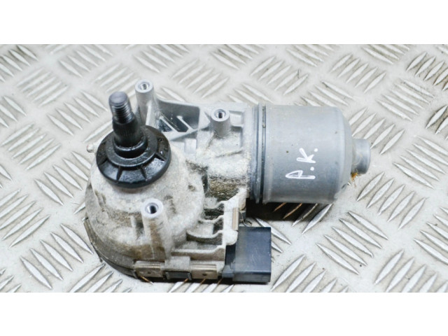 Моторчик дворников BM5117504AM, 0390248180    Ford Focus