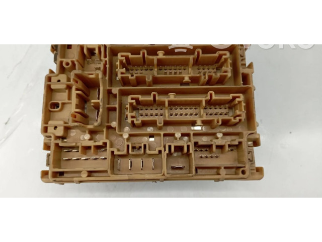 Pojistková skříňka 9098702012 Toyota Celica T230