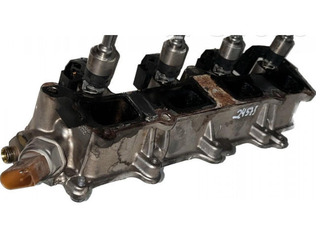 Топливная рампа 03C906036F, 03C906036F Volkswagen Golf VI для двигателя CAXA