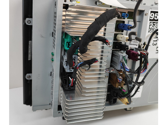 Дисплей 145073700B Tesla Model X