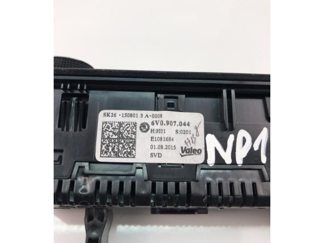 Блок управления климат-контролем 6V0907044, NP1451   Skoda Fabia Mk3 (NJ)