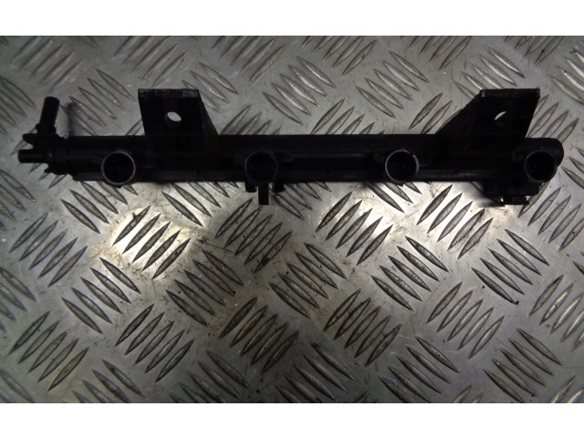 Vstřikovací lišta 8200286064 Renault Modus