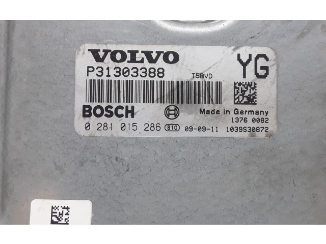 Блок управления двигателя P31303388   Volvo V70