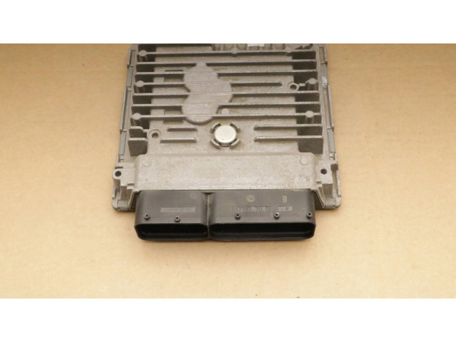 Řídící jednotka 03L906023PC Volkswagen Caddy 2013