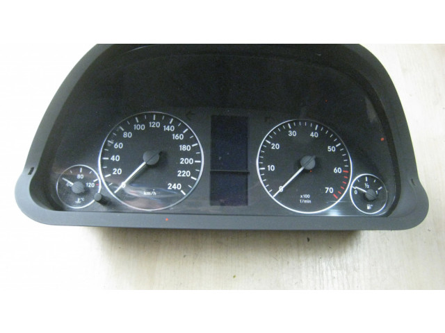 Панель приборов A1695406047, A1695403011 Mercedes-Benz A W169
