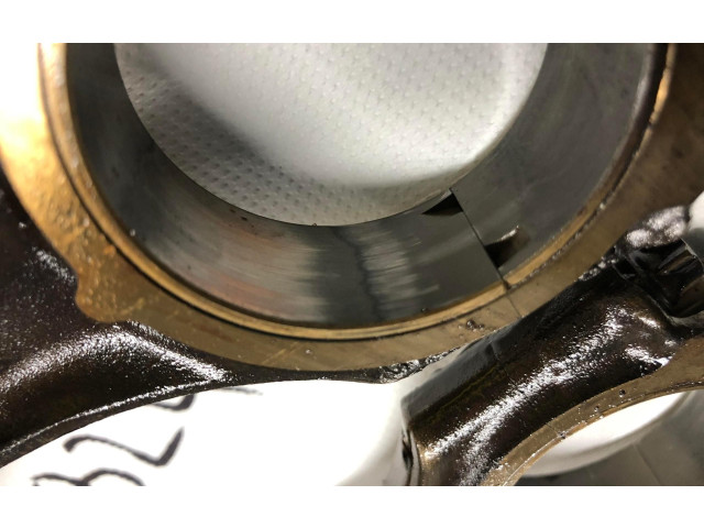 Píst Mercedes-Benz C W203