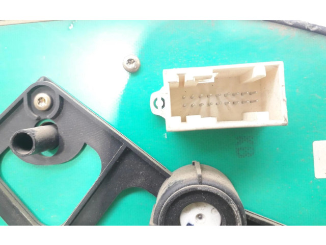 Přístrojová deska Citroen Berlingo 6105QH