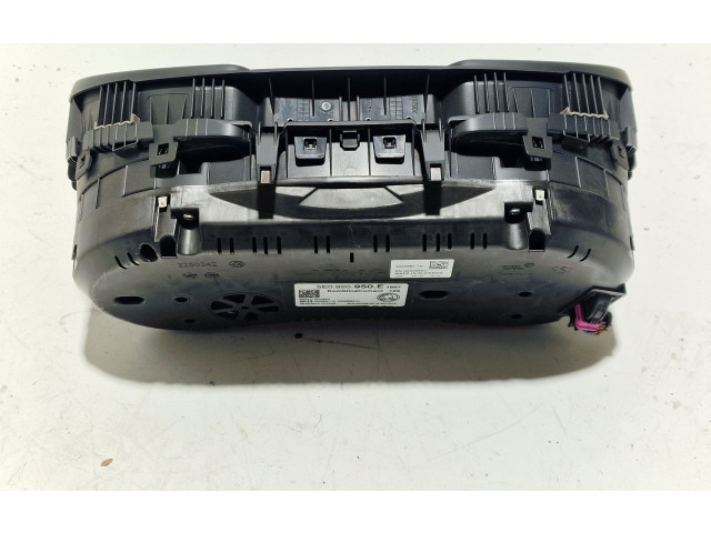 Панель приборов 5E0920950E Skoda Octavia Mk3 (5E)