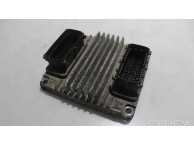 Блок управления двигателем ECU