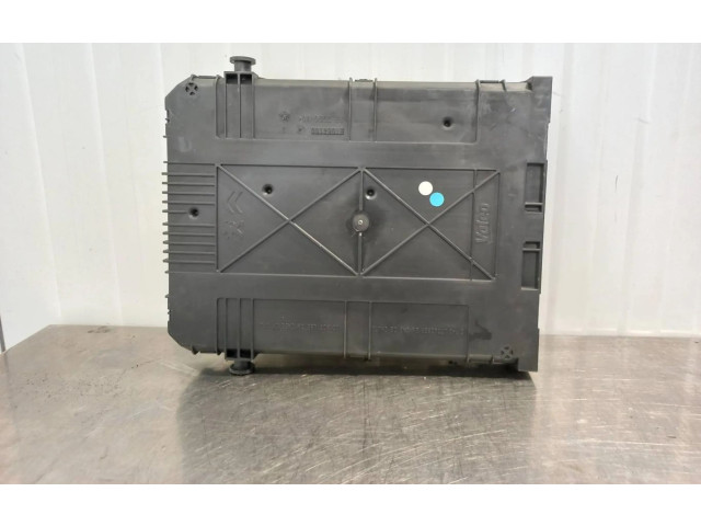 Блок предохранителей 9819850080 Peugeot 2008 I