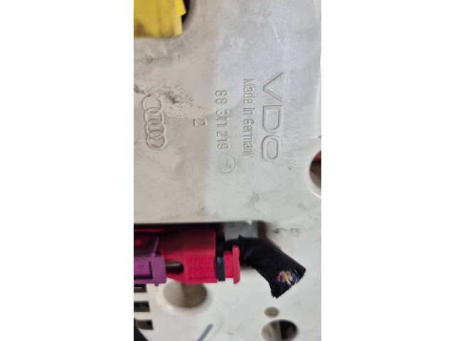 Панель приборов 61711888   Audi A6 S6 C4 4A       