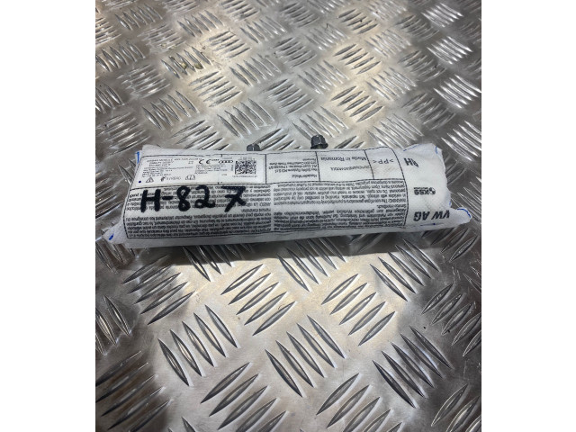 Подушка безопасности в сиденье 4k0880442G Audi e-tron