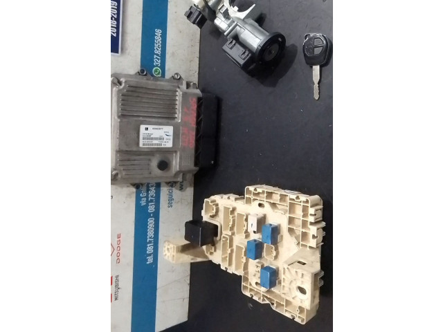 Комплект блоков управления    Suzuki Splash