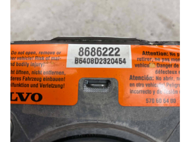 Подушка безопасности водителя 8686222, 570606400   Volvo V70