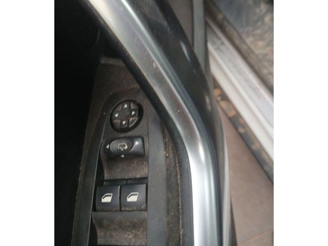 Зеркало электрическое Peugeot 2008 I 2013 - 2019 года