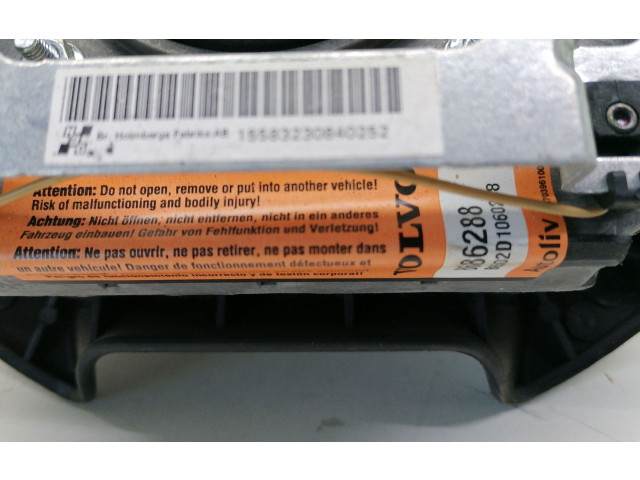 Подушка безопасности водителя 8686288, PT11033   Volvo V70