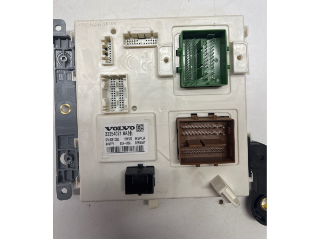 Блок комфорта 32254021, 19W122   Volvo XC60   