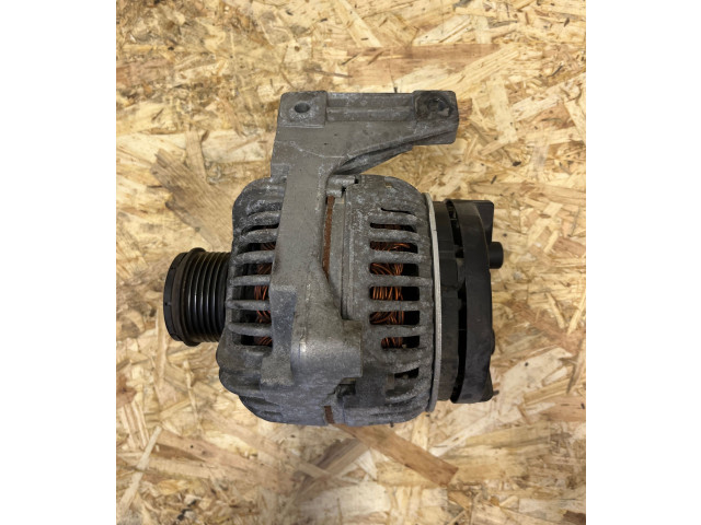 Генератор 30658085, 0124525060   Volvo V70      