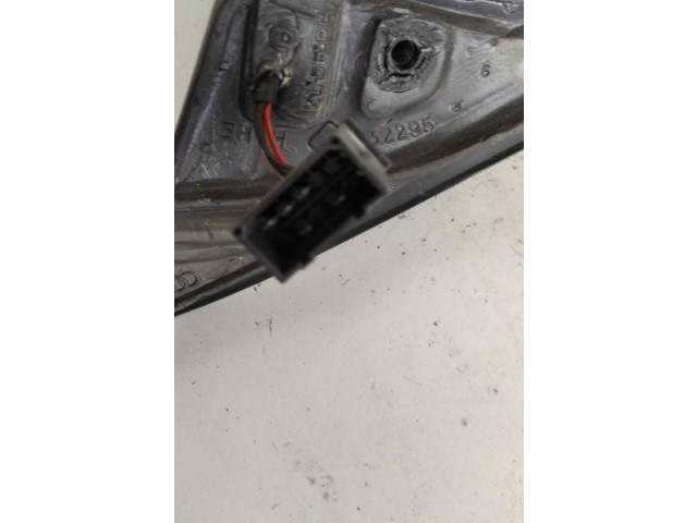 Зеркало электрическое        Audi A6 S6 C4 4A  1994 - 1997 года   