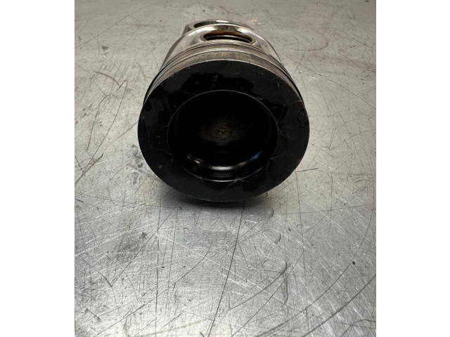 Шатун  059ae    Volkswagen PASSAT B6  