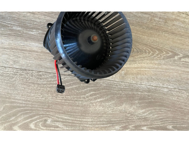 Вентилятор печки 9297752 BMW 1 F40