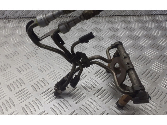 Vstřikovací lišta Subaru Forester SH