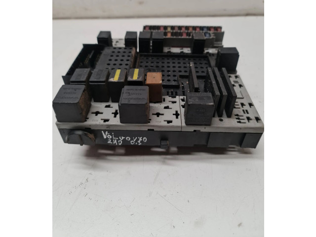 Блок предохранителей HWPN8645729, 000002008293   Volvo V70    