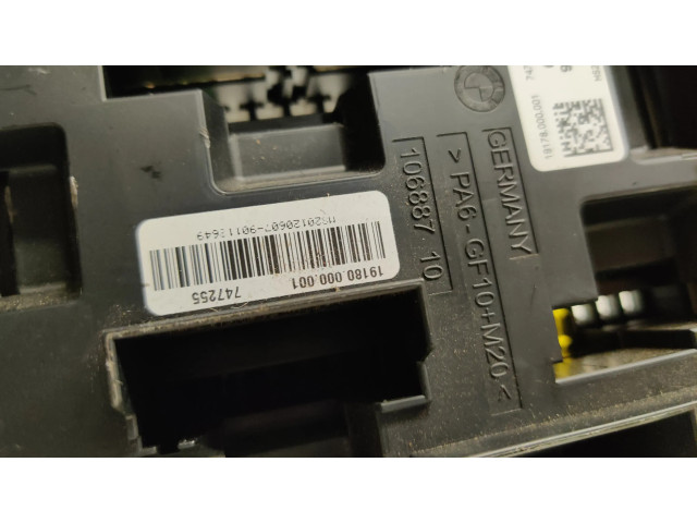   Pojistková skříňka 9261111   BMW 1 F20 F21 2012