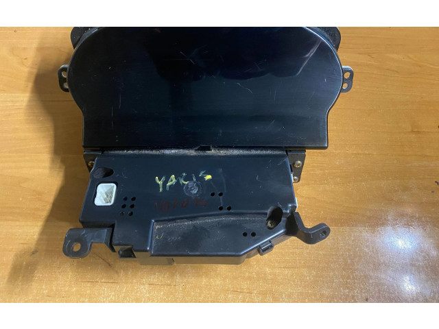 Панель приборов 4573001021, 8380052700   Toyota Yaris Verso       