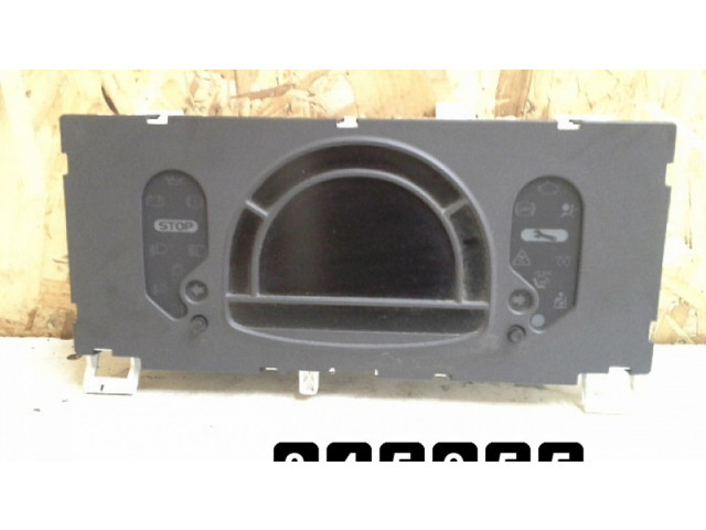 Přístrojová deska Renault Modus 2005 P8200418021