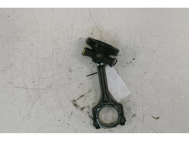 Поршень с шатуном 46346020 Fiat 500X