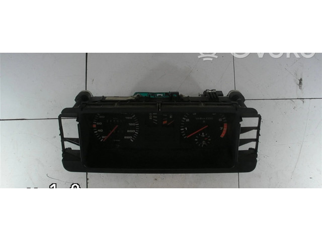 Přístrojová deska Audi Coupe 1981