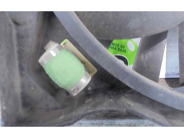 Вентилятор радиатора 0051785226 Fiat Linea