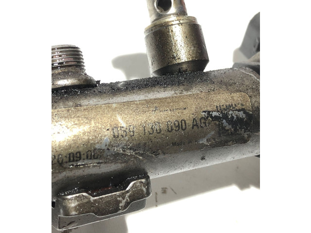 Vstřikovací lišta 059130090AG Audi Q7 4L BUG