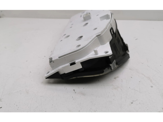 Панель приборов 30746108, 8602888 Volvo XC90