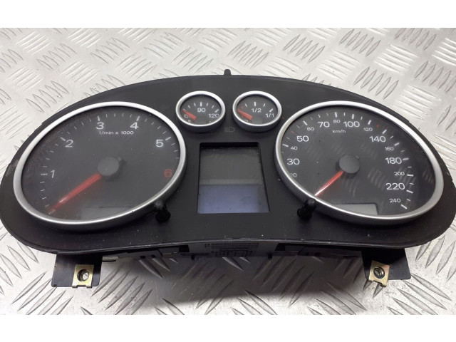 Панель приборов 8Z0820901 Audi A2