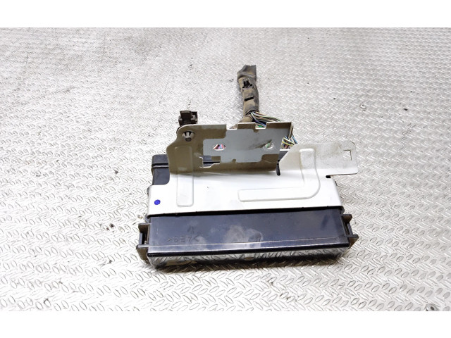 Блок комфорта 88281SC230, X1T22573M Subaru Forester SH